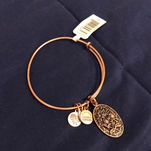 NWT Alex & Ani Rose Gold Bangle- Sister Charm